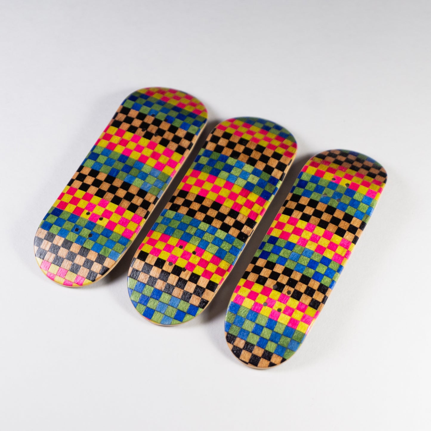 Super Bold Tiny Checkers Split Ply Deck